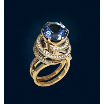 Женское кольцо с топазом и бриллиантами