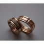 Широкие обручальные кольца с дорожкой из бриллиантовпростые из золота