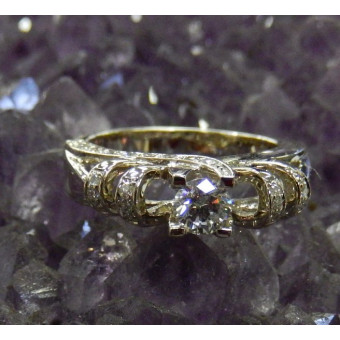 кольцо с бриллиантами из золота 750 пробы
